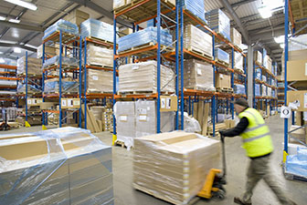 Warehouse Management for Online Furniture Store in Turkey